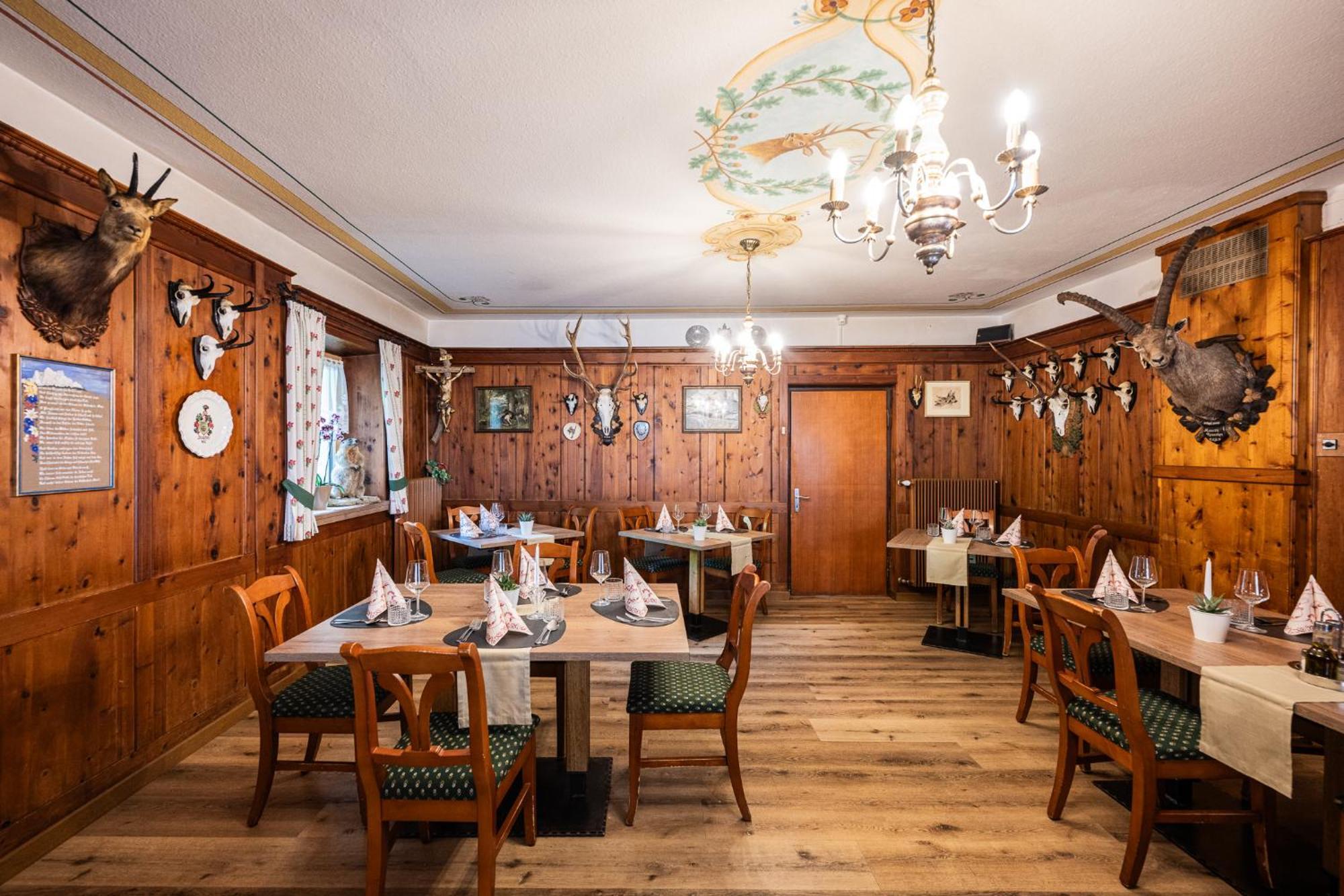 Gasthof Albergo Dolomiten Braies (Prags) Exterior foto