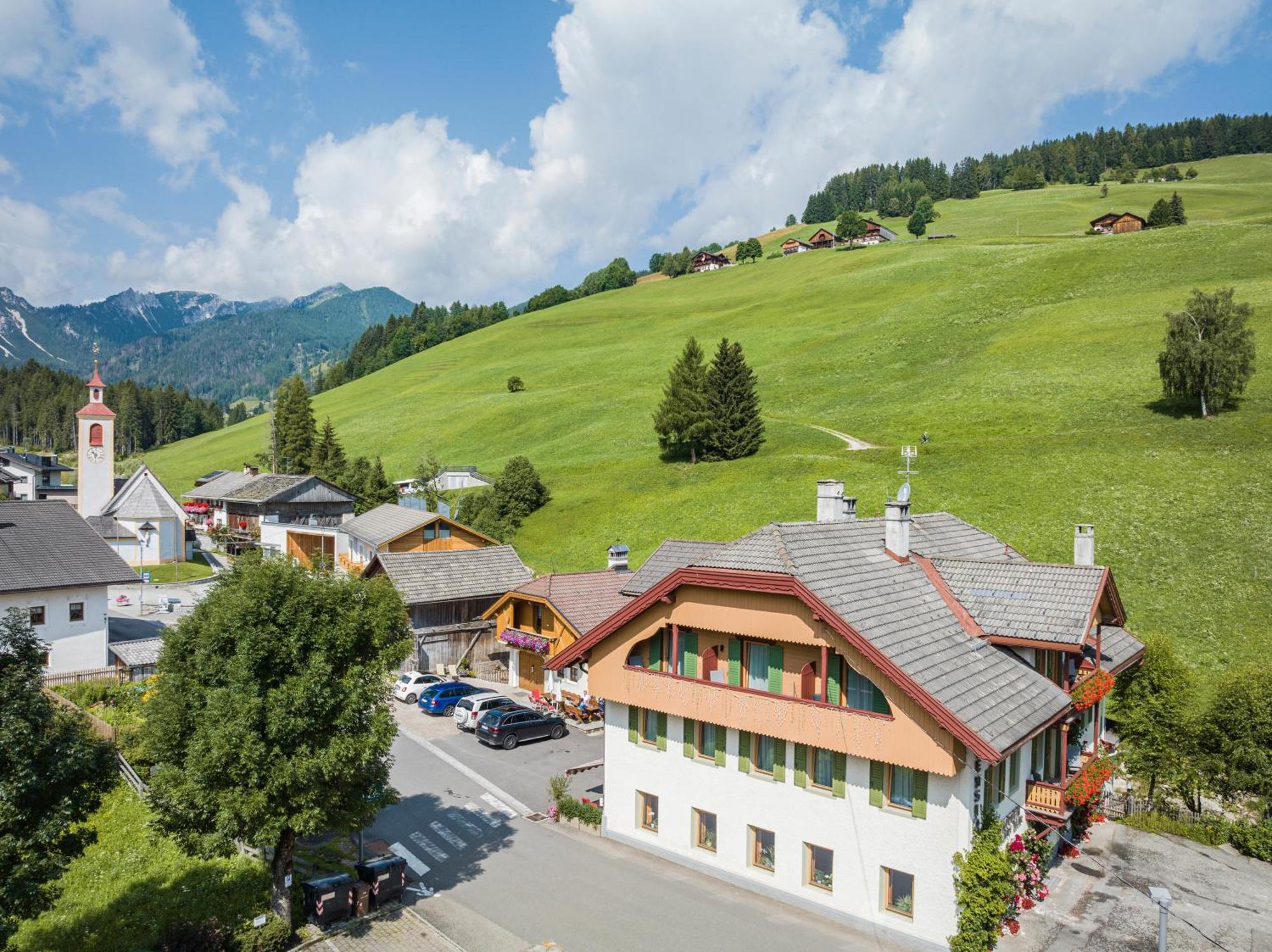 Gasthof Albergo Dolomiten Braies (Prags) Exterior foto